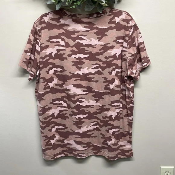 PINK Victoria’s Secret Pink Camouflage Short Sleeve Pocket Campus Tee L - Picture 2 of 12